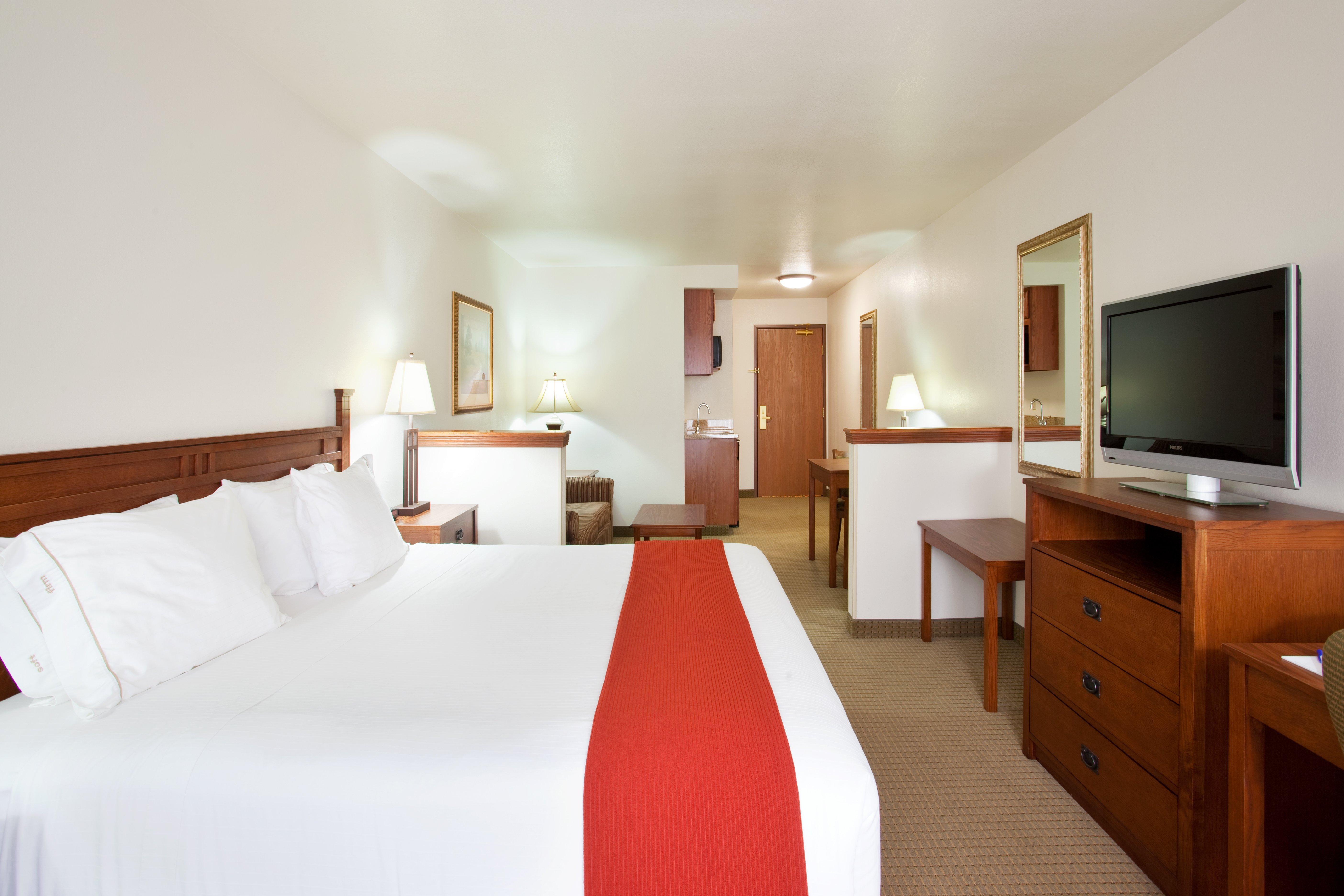 Holiday Inn Express Hotel & Suites Mattoon By Ihg Екстериор снимка